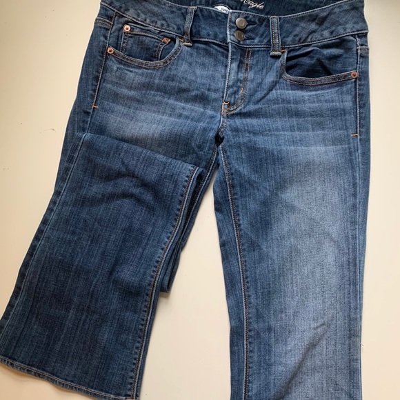 American Eagle Artist Style Wide Flare Jeans - Picture 2 of 4